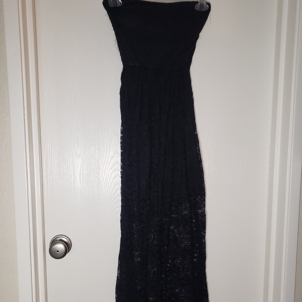 Black Lace Papaya Maxi Dress